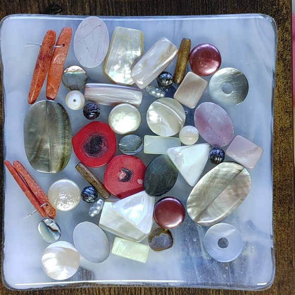 Authentic Shell beads 22 pair/48 beads - Picture 1 of 3